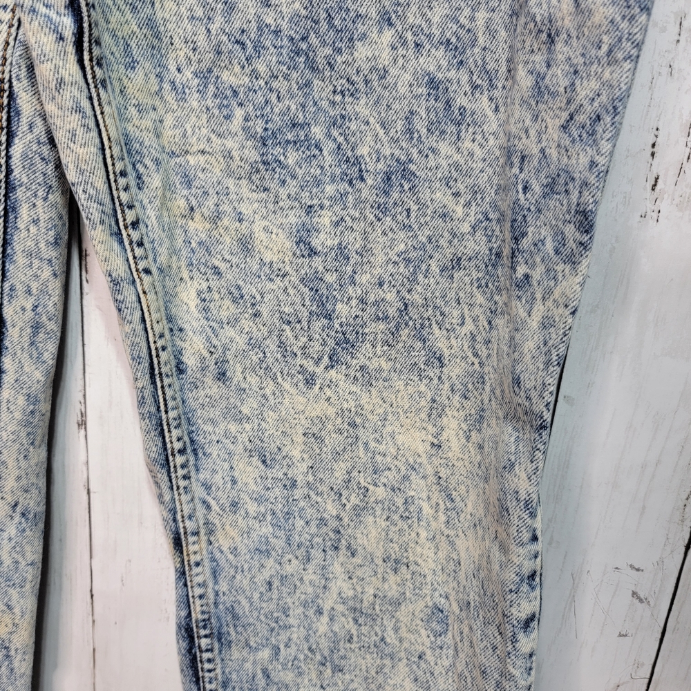 Vintage Levi's 540 Jeans Men's Size 38X31 Acid Wash Denim USA Made Straight Leg. - Picture 3 of 10